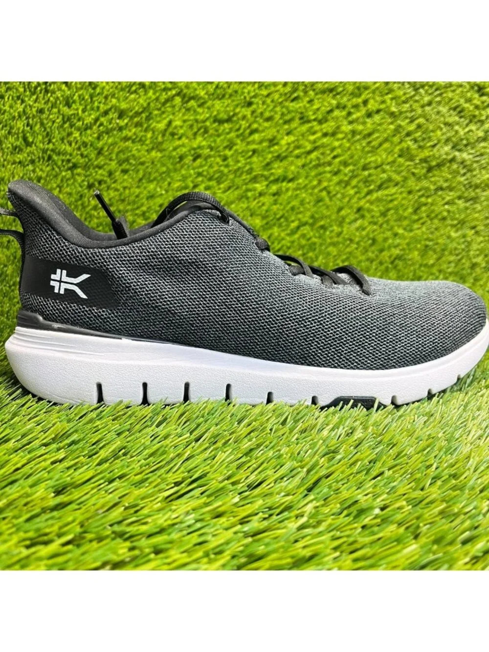 Kuru‎ Flex Via Mens Size 9.5 Black Gray White Athletic Running Shoes Sneakers